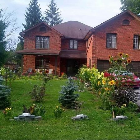 Luxury Suites At Military Trail Торонто Екстер'єр фото